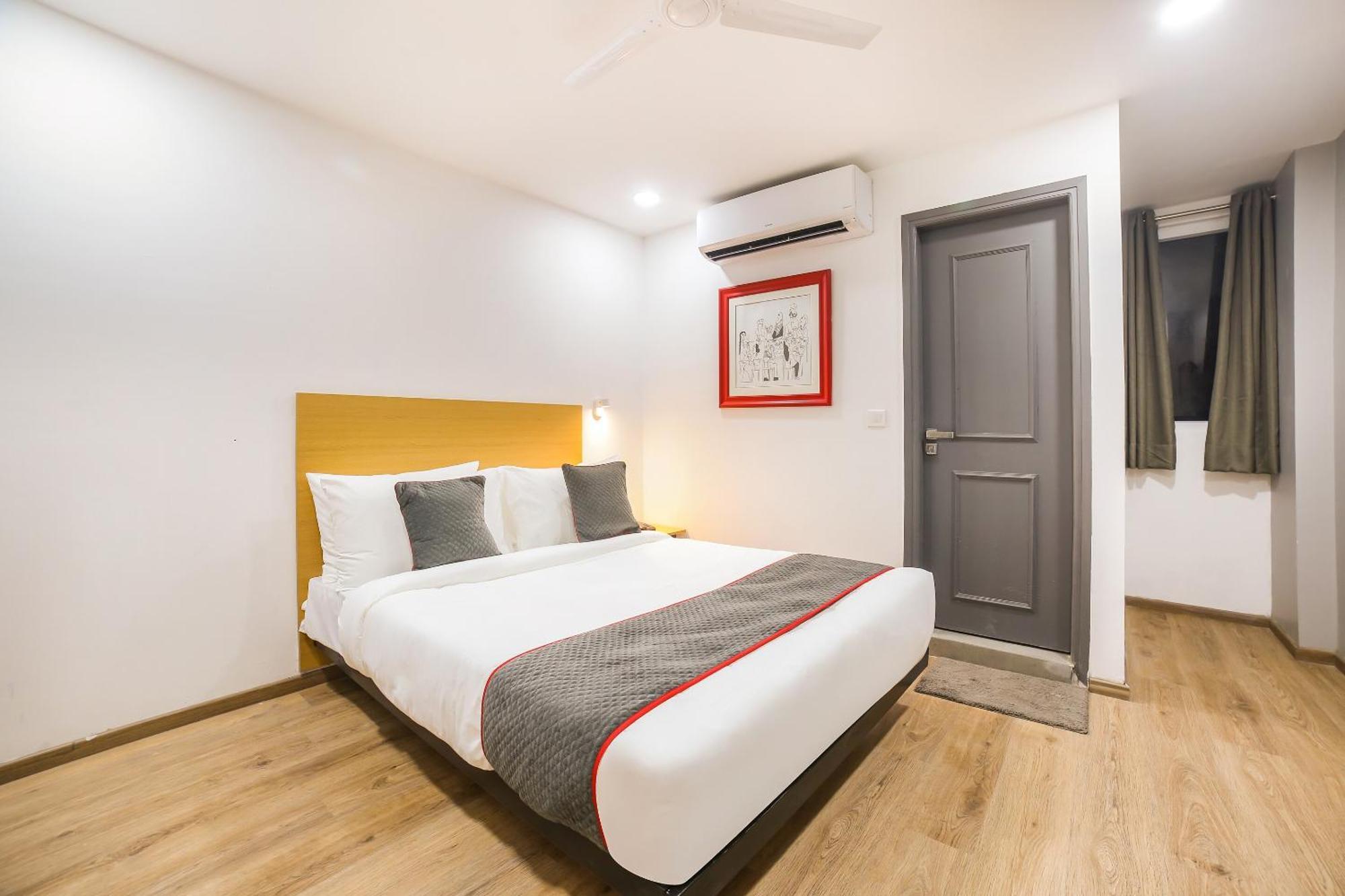 Super Townhouse Shahdara Near Yamuna Sports Complex Formerly Ipotel 4* New Delhi