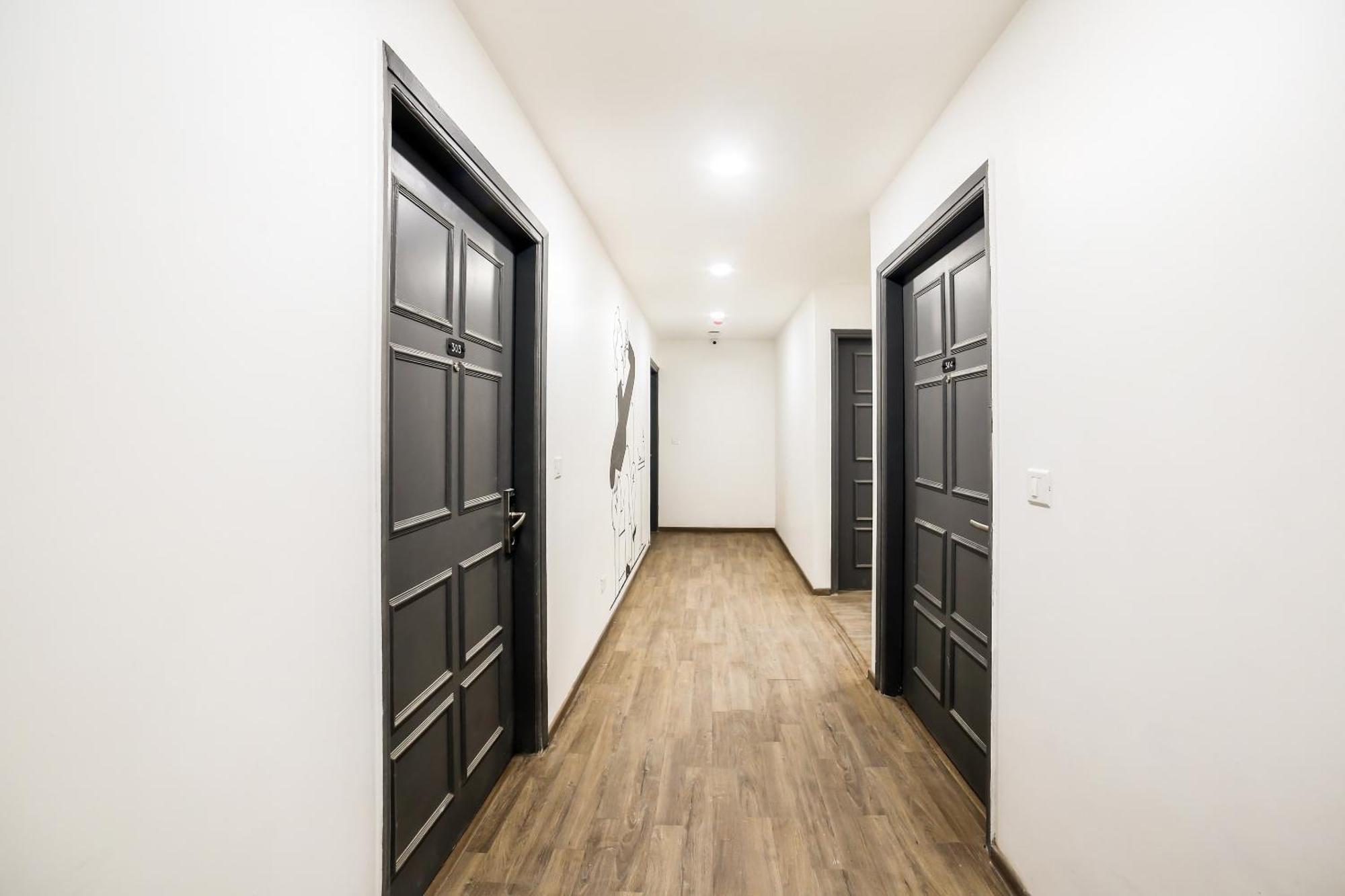 Super Townhouse Shahdara Near Yamuna Sports Complex Formerly Ipotel 4* New Delhi