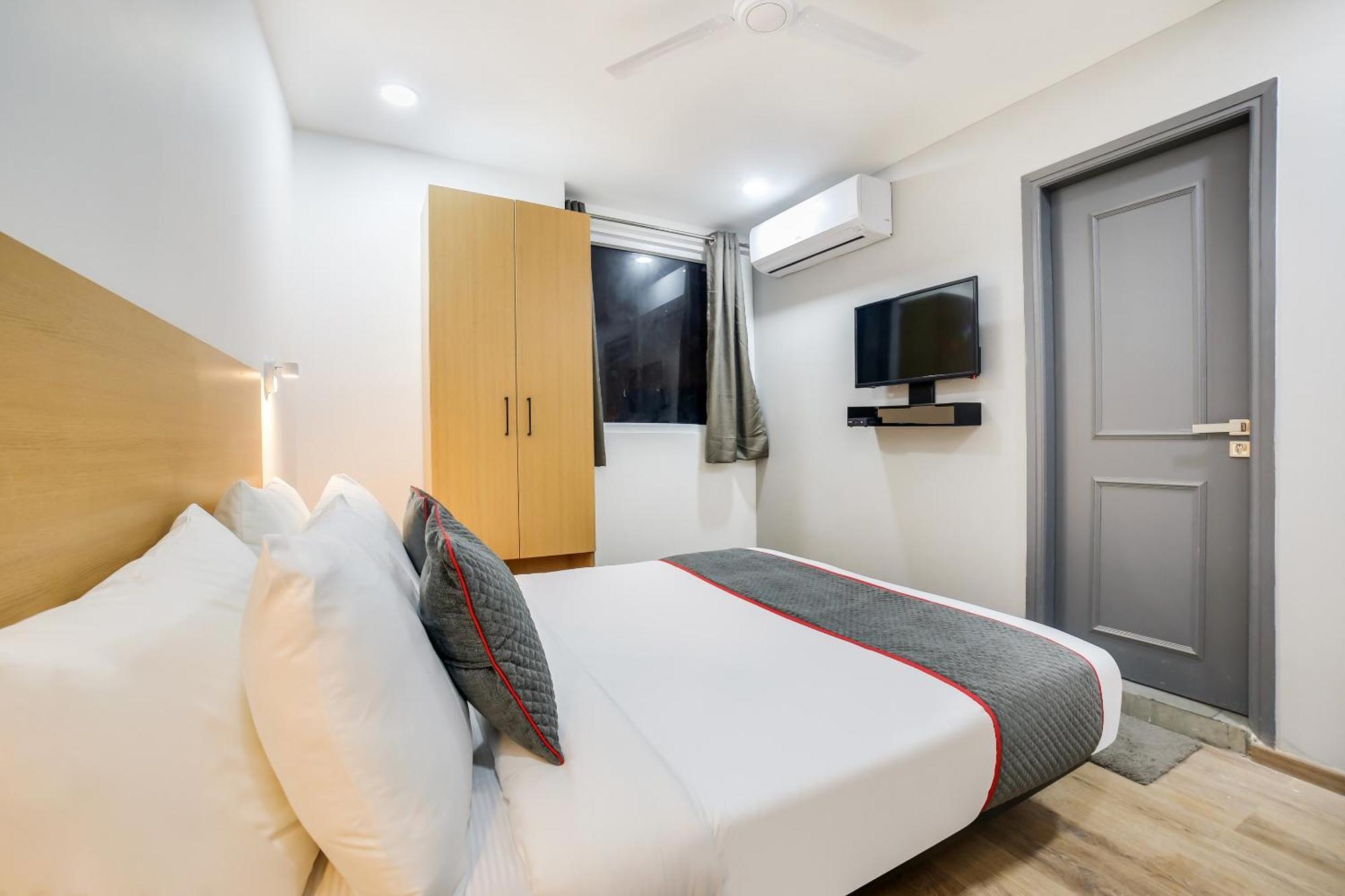 Hotel Super Townhouse Shahdara Near Yamuna Sports Complex Formerly Ipotel New Delhi