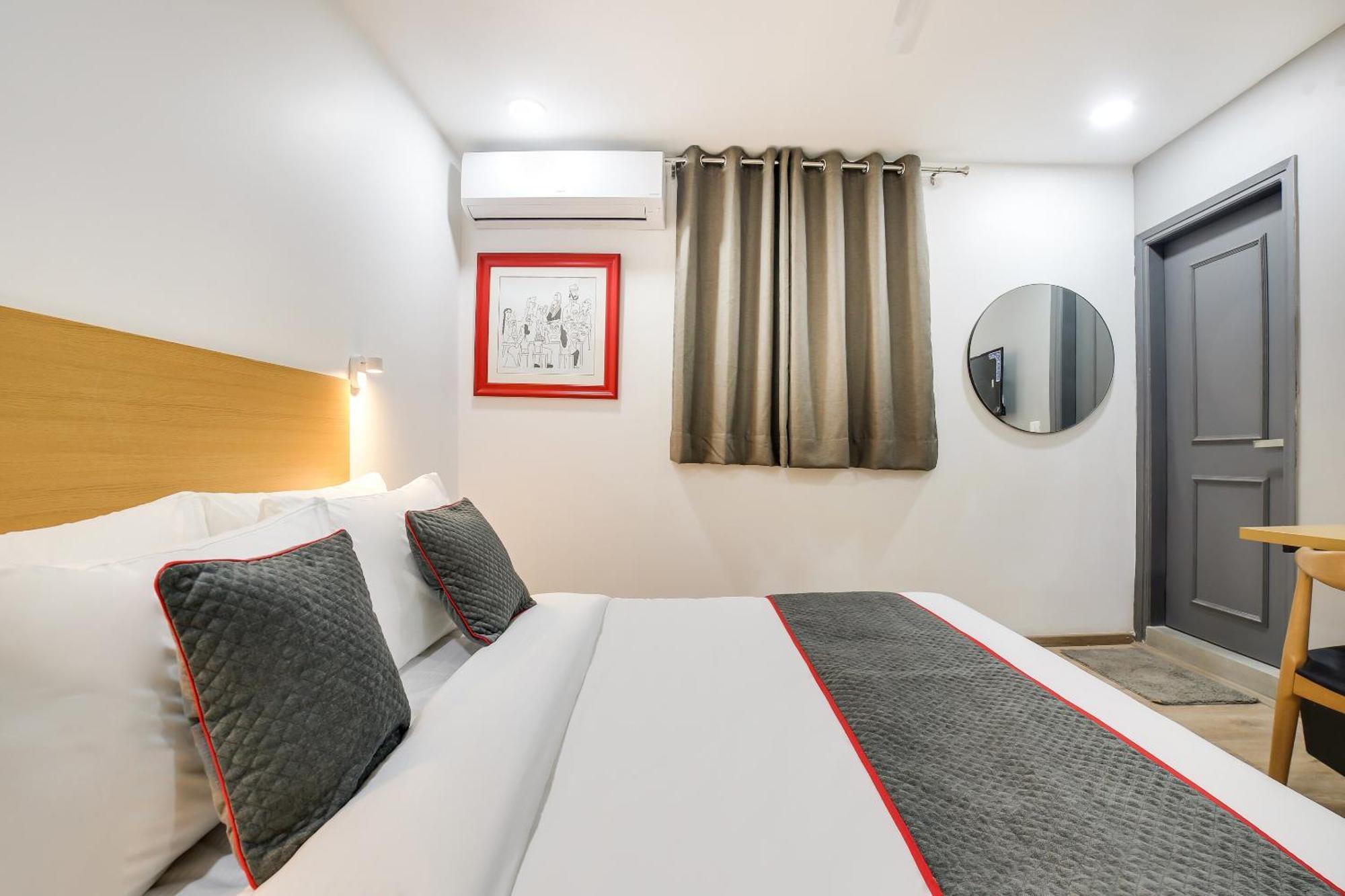 Super Townhouse Shahdara Near Yamuna Sports Complex Formerly Ipotel 4* New Delhi