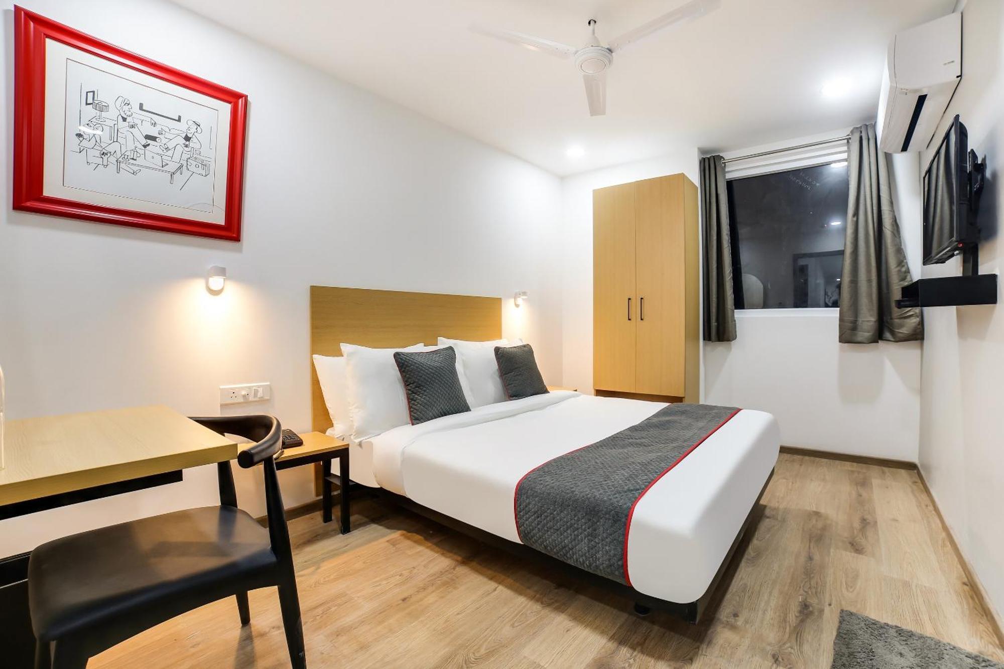 Super Townhouse Shahdara Near Yamuna Sports Complex Formerly Ipotel 4* New Delhi