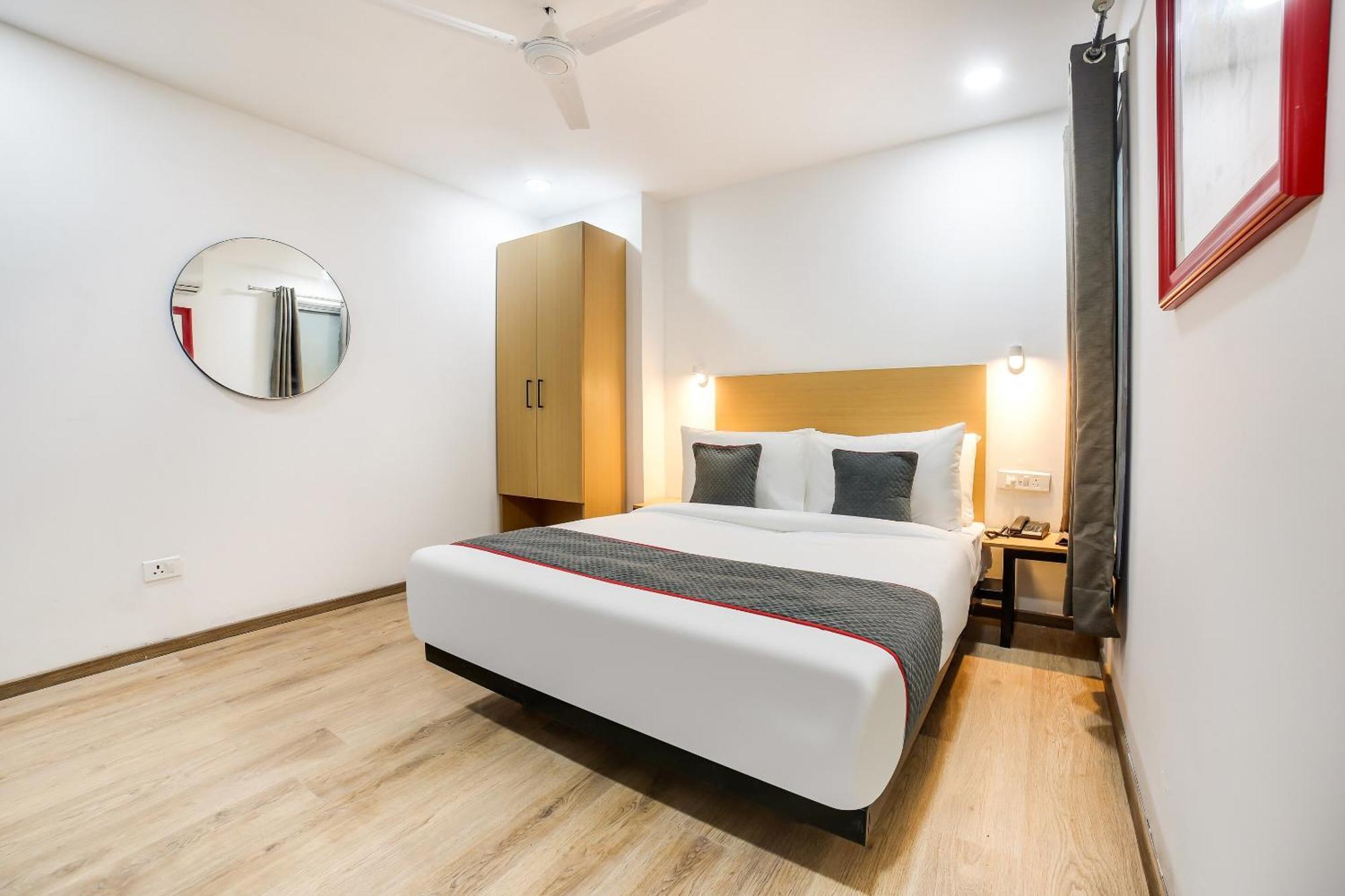 Super Townhouse Shahdara Near Yamuna Sports Complex Formerly Ipotel Hotel New Delhi