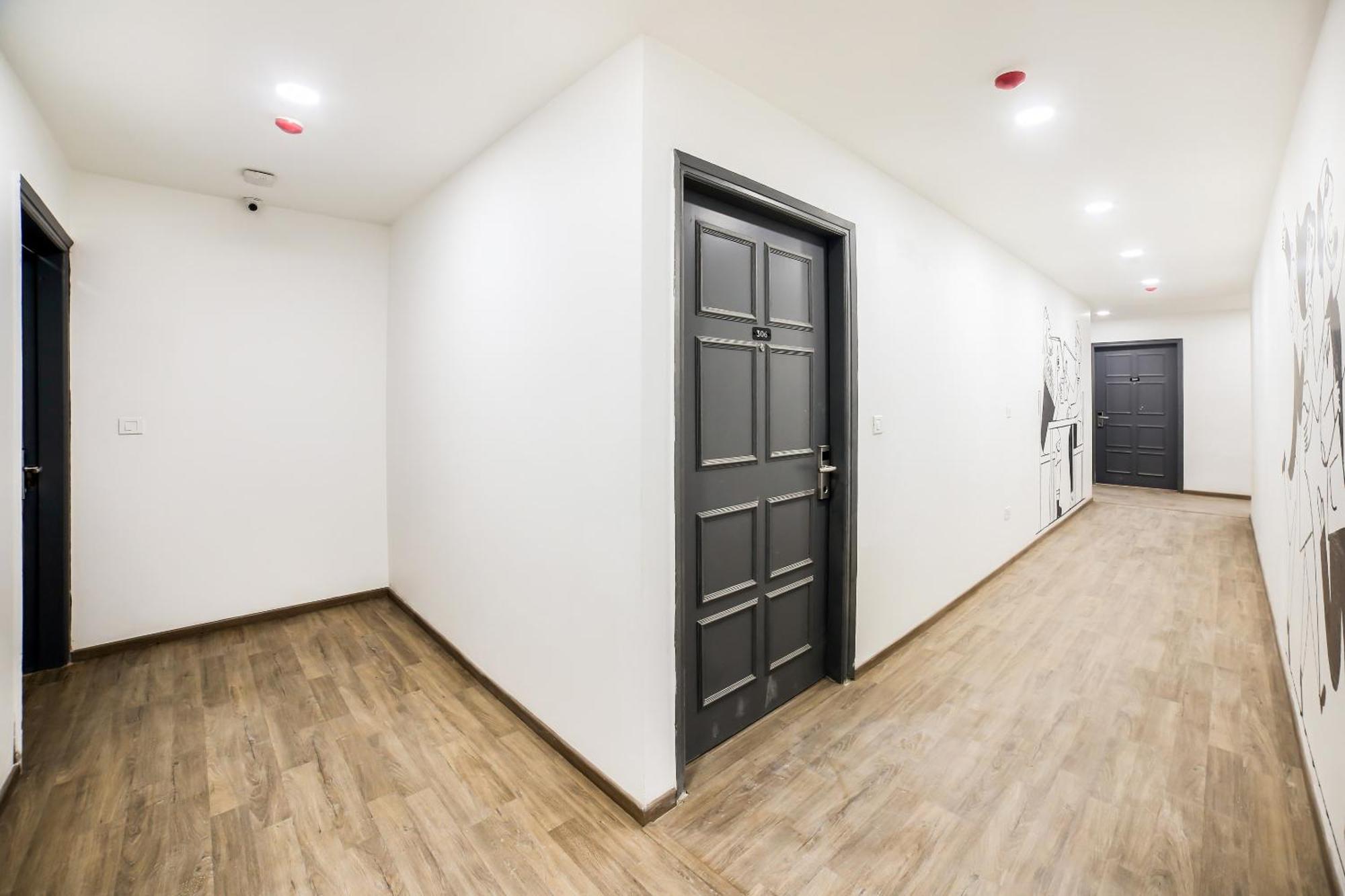 Hotel Super Townhouse Shahdara Near Yamuna Sports Complex Formerly Ipotel New Delhi